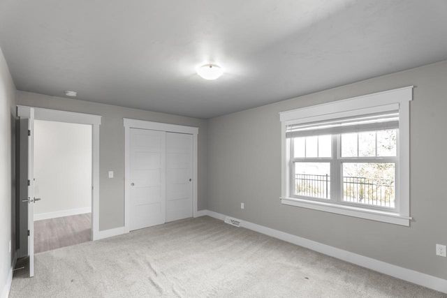 228 S JACKSON STREET, Green Bay, WI 54301