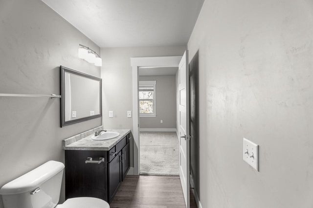 228 S JACKSON STREET, Green Bay, WI 54301
