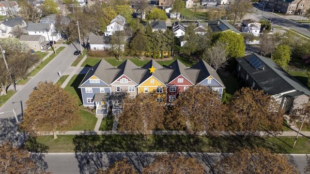 228 S JACKSON STREET, Green Bay, WI 54301