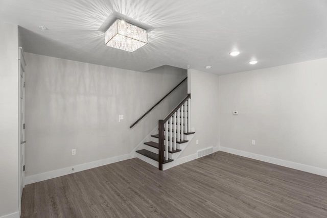 228 S JACKSON STREET, Green Bay, WI 54301