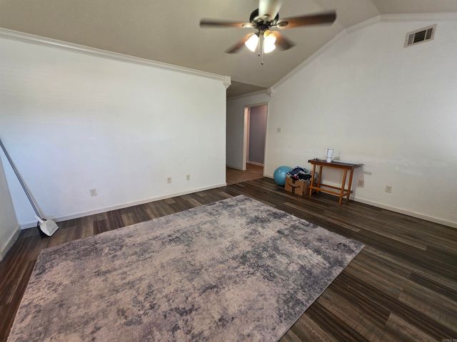 37 Green Apple Drive, Ward, AR 72176