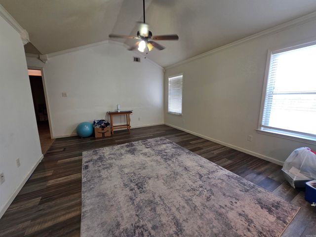 37 Green Apple Drive, Ward, AR 72176