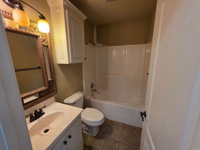 37 Green Apple Drive, Ward, AR 72176