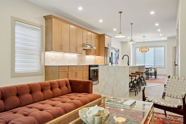 121A CLINTON AVE, Jc, Bergen-lafayett, NJ 07304