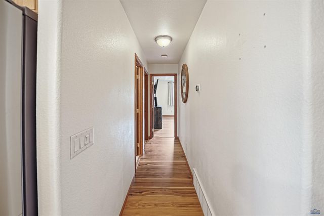 10175 LARAMIE LN, Summerset, SD 57718