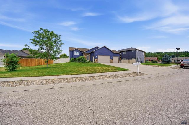 10175 LARAMIE LN, Summerset, SD 57718