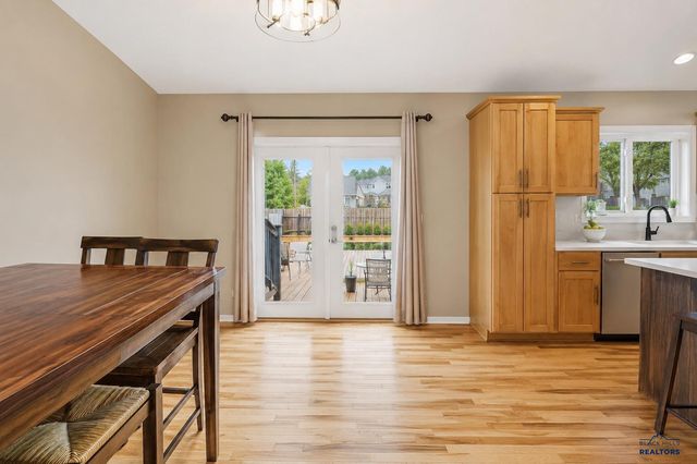 10175 LARAMIE LN, Summerset, SD 57718
