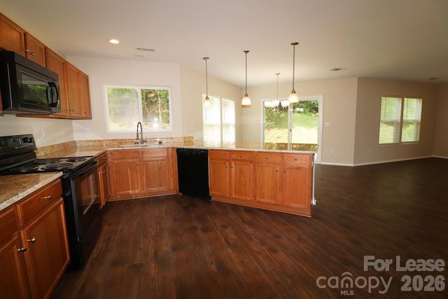 13011 Lake Erie Lane, Charlotte, NC 28273