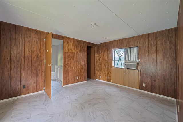 914 Davis Street, Pasadena, TX 77506