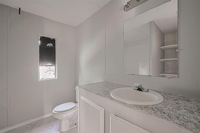 914 Davis Street, Pasadena, TX 77506