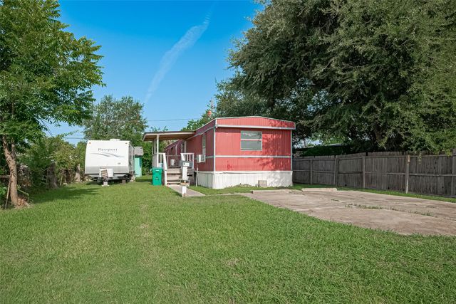 914 Davis Street, Pasadena, TX 77506