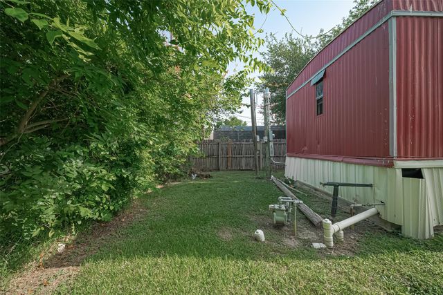 914 Davis Street, Pasadena, TX 77506