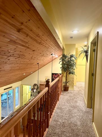 136 Riverview Drive, Mammoth Spring, AR 72554