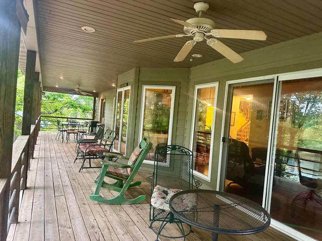 136 Riverview Drive, Mammoth Spring, AR 72554