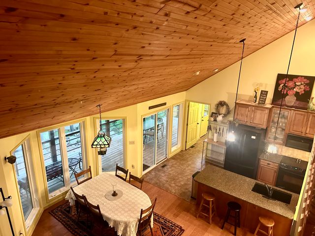 136 Riverview Drive, Mammoth Spring, AR 72554