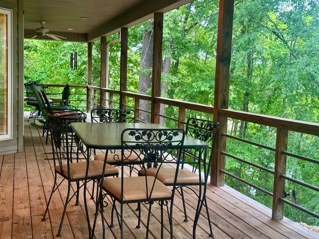 136 Riverview Drive, Mammoth Spring, AR 72554