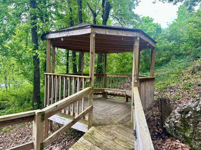 136 Riverview Drive, Mammoth Spring, AR 72554