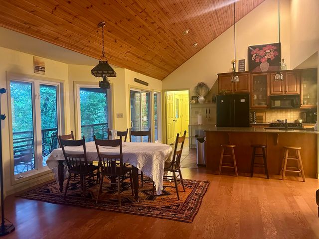 136 Riverview Drive, Mammoth Spring, AR 72554