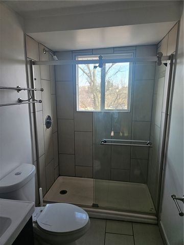 812 Westbury Rd A, N Versailles, PA 15137