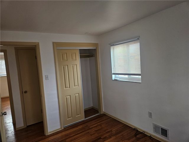 812 Westbury Rd A, N Versailles, PA 15137