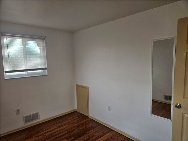 812 Westbury Rd A, N Versailles, PA 15137