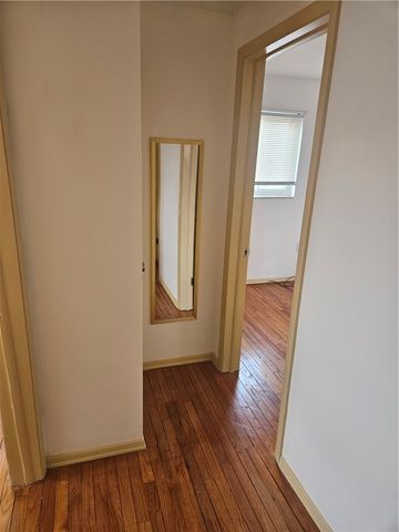 812 Westbury Rd A, N Versailles, PA 15137