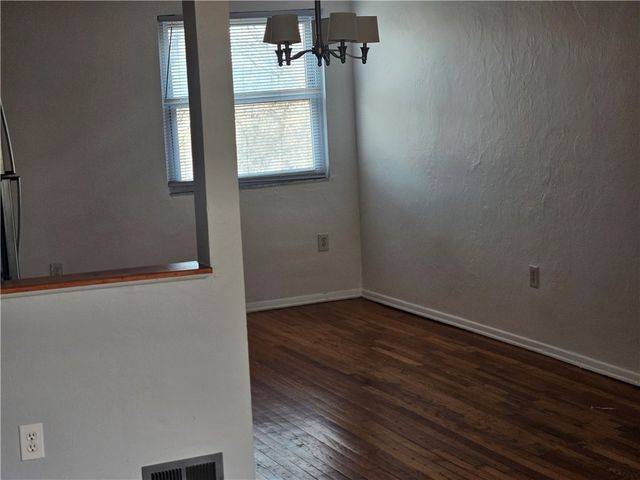 812 Westbury Rd A, N Versailles, PA 15137