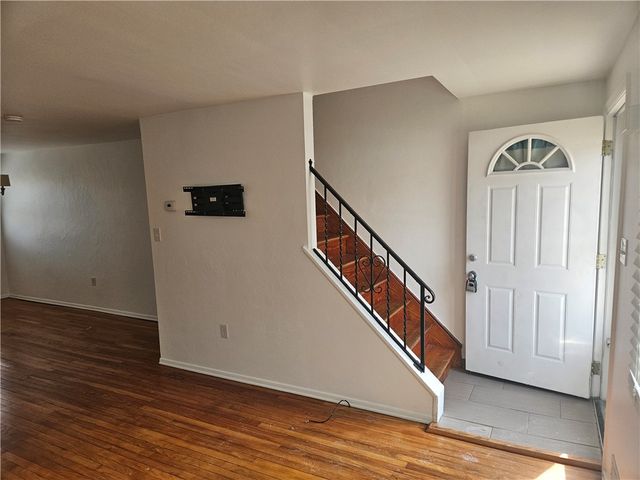 812 Westbury Rd A, N Versailles, PA 15137