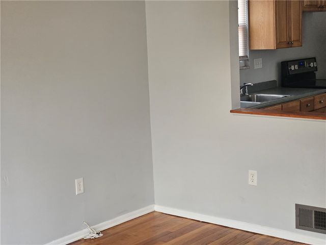 812 Westbury Rd A, N Versailles, PA 15137