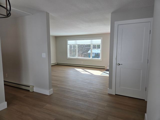 32 Homan Lane, New London, NH 03257