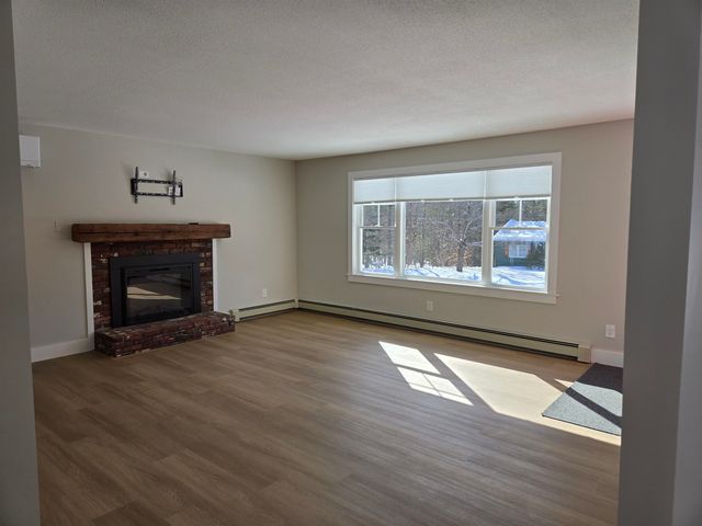 32 Homan Lane, New London, NH 03257