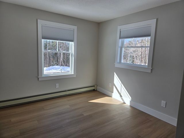 32 Homan Lane, New London, NH 03257