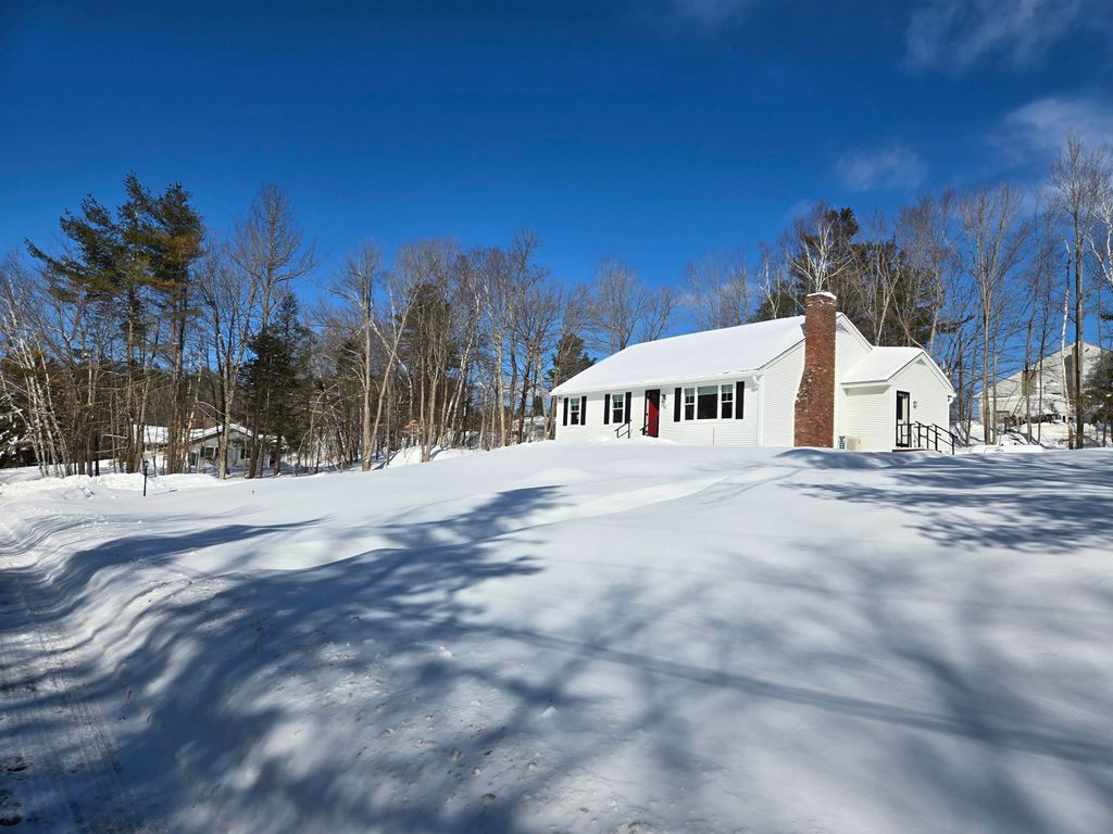 32 Homan Lane, New London, NH 03257
