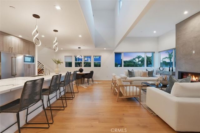 1427 15th Street, Manhattan Beach, CA 90266