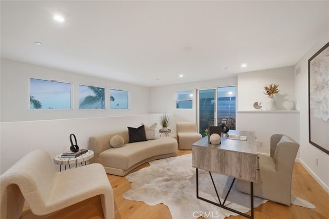 1427 15th Street, Manhattan Beach, CA 90266
