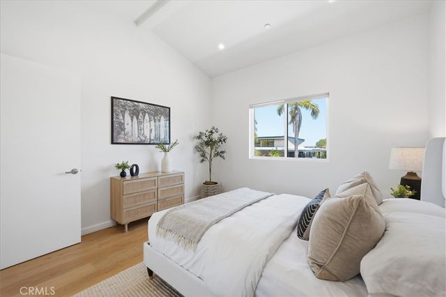 1427 15th Street, Manhattan Beach, CA 90266
