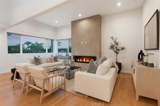 1427 15th Street, Manhattan Beach, CA 90266
