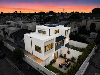 1427 15th Street, Manhattan Beach, CA 90266