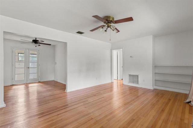 1409 N WESTMORELAND DRIVE, Orlando, FL 32804