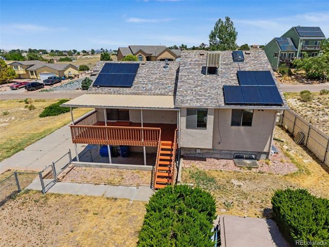 242 W Del Ray Dr, Pueblo, CO 81007