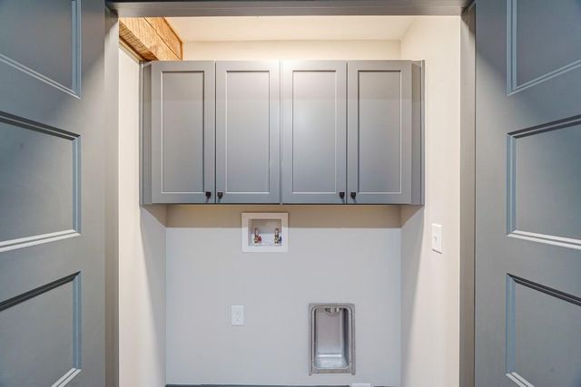 34 Depot Street 22, Hartwell, GA 30643