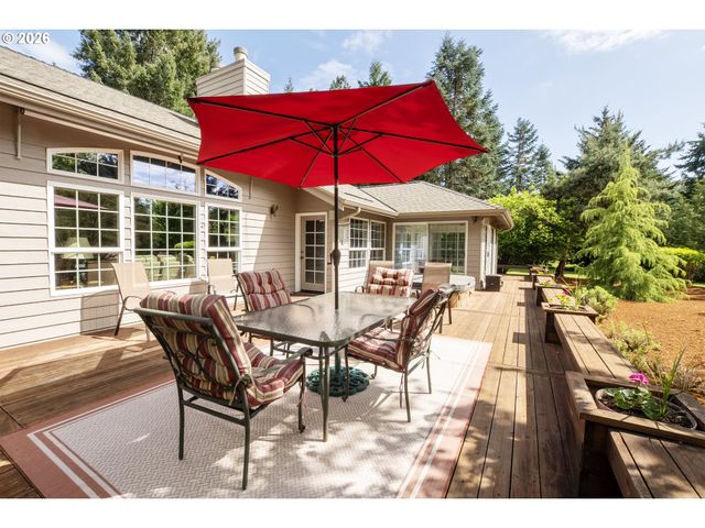 90150 SHORE Ln, Eugene, OR 97402