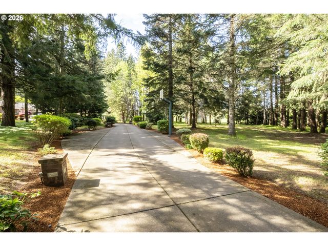 90150 SHORE Ln, Eugene, OR 97402