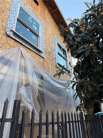 1230 S Bonnie Brae, Los Angeles, CA 90006