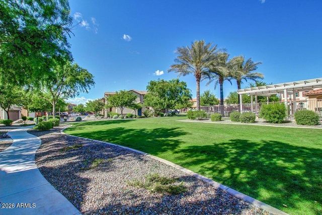 26007 N 53 Drive, Phoenix, AZ 85083