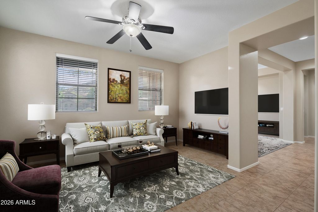 Image 11 of property listing at 26007 N 53 Drive, Phoenix, AZ 85083