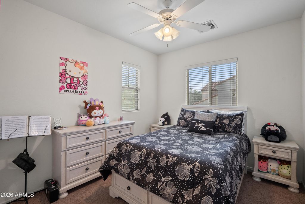 Image 19 of property listing at 26007 N 53 Drive, Phoenix, AZ 85083
