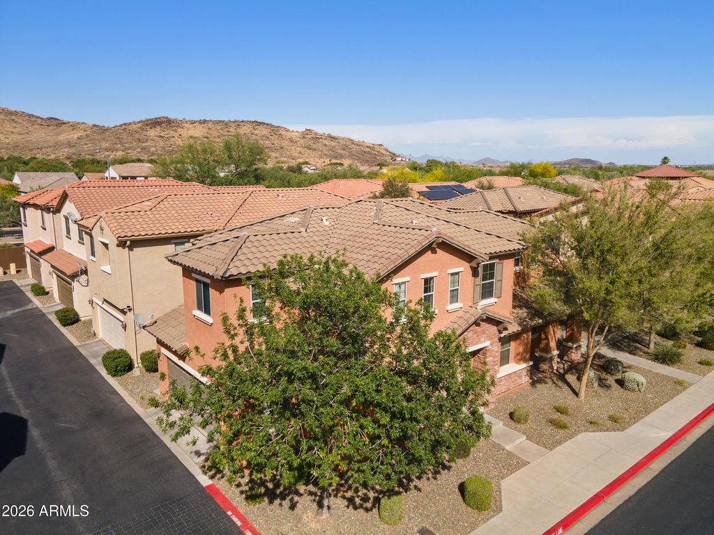 Image 31 of property listing at 26007 N 53 Drive, Phoenix, AZ 85083