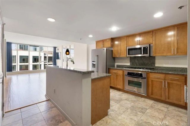 411 W Seaside Way 505, Long Beach, CA 90802