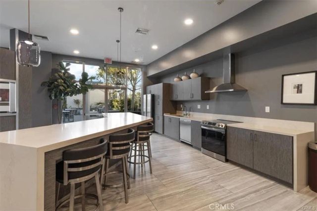 411 W Seaside Way 505, Long Beach, CA 90802